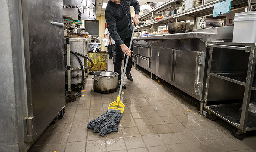 Restaurent cleaning